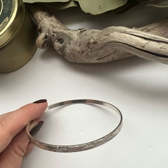 Sterling silver 925 diamond cut  bangle 8” - Picture 6 of 8